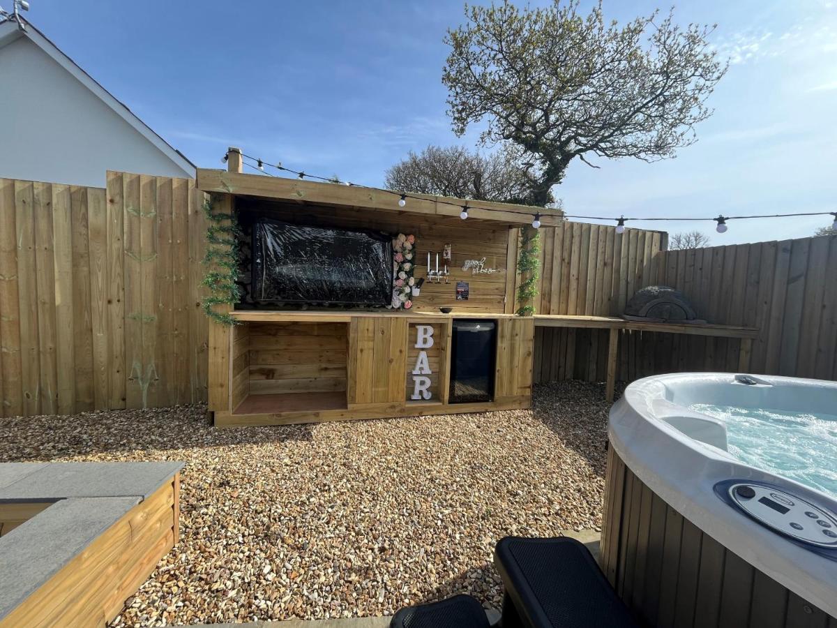 Sycamore Cottage Tenby Exterior photo